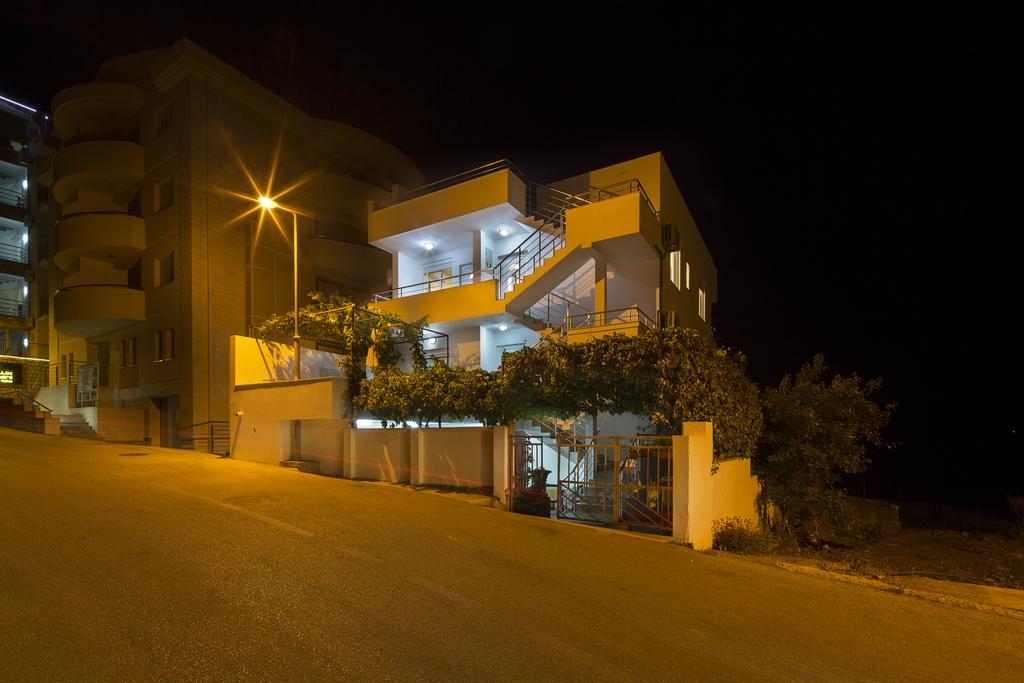 Guest House Ugljevarevic Будва Экстерьер фото